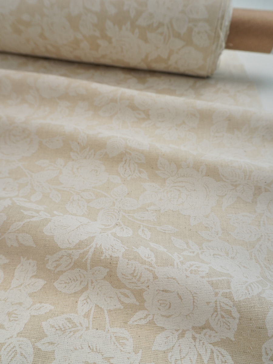 Полулен "Белые розы" (на суровом), ш.1.5м, лен-30%, хлопок-70%, 140гр/м.кв