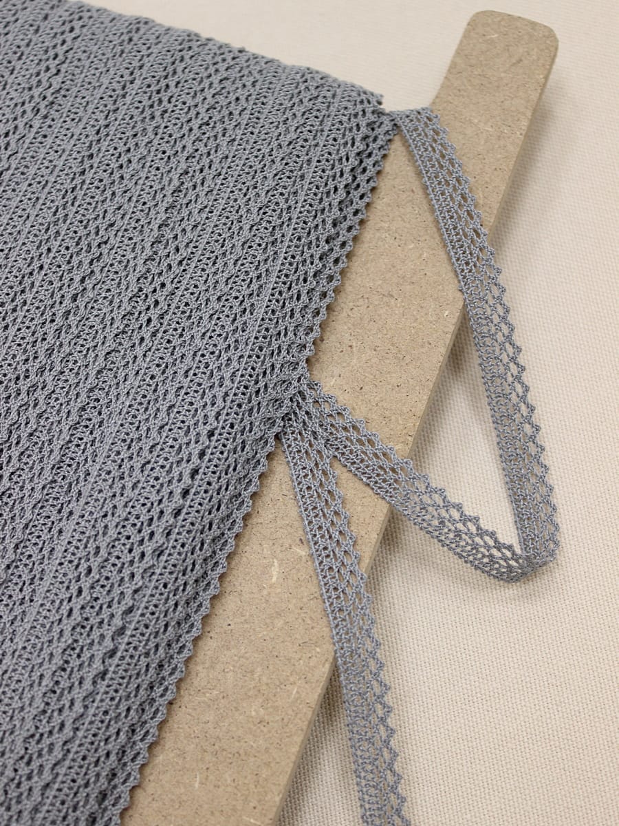 Кружево цв.т.серый с зеленым оттенком, ш.10мм, хлопок-90%, п/э-10%