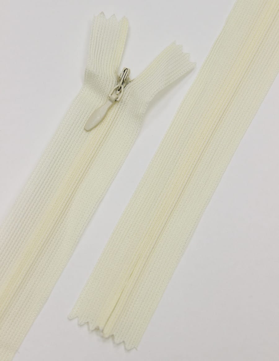 Молния потайная н/р цв.св.телесно-желтый, СОРТ2, 50см, нейлон