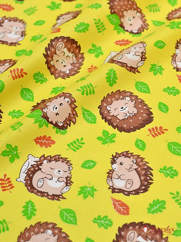 Бязь "Ежики в листочках" цв.желтый, ш.1,5м, хл-100%, 142гр/м.кв