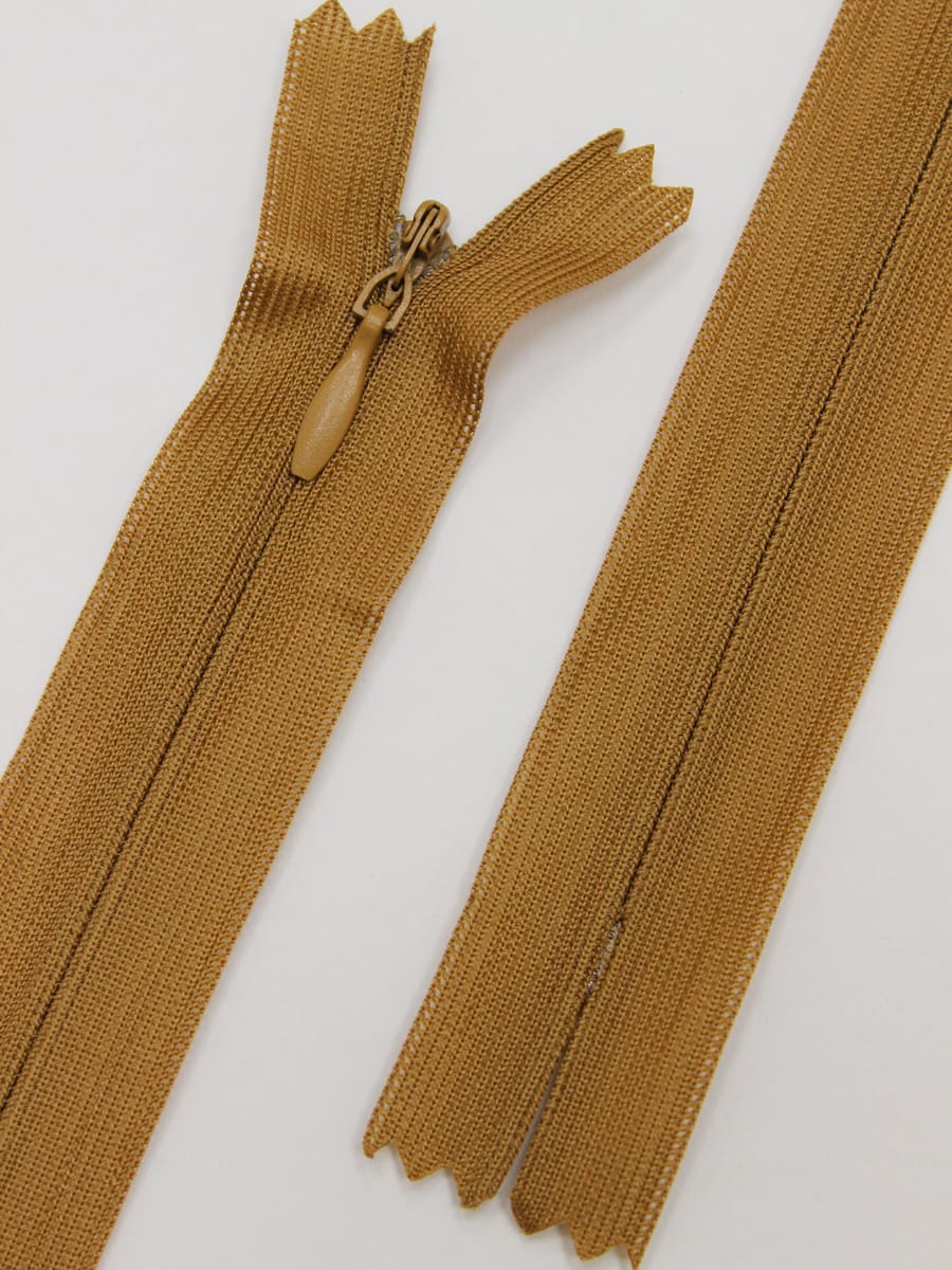 Молния потайная н/р цв.карамель, 50см, нейлон