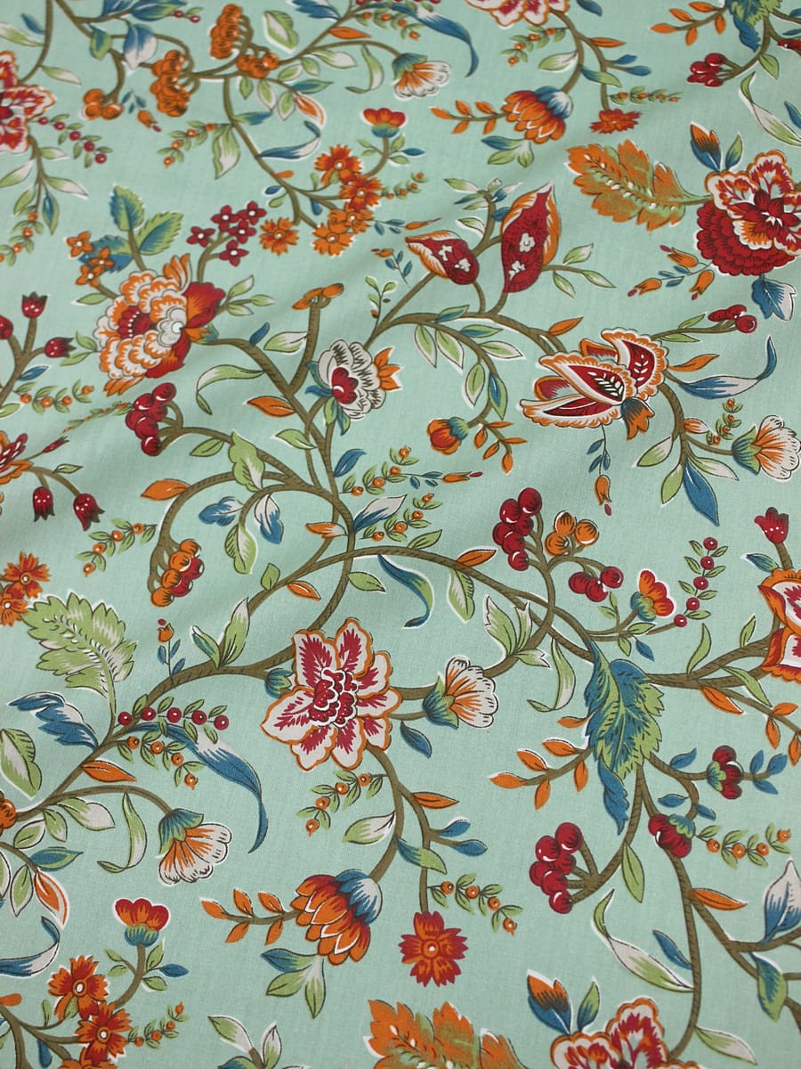 Сатин "Багряный цветок" цв.мятно-зеленый, ш.1.60м, хлопок-100%, 110гр/м.кв