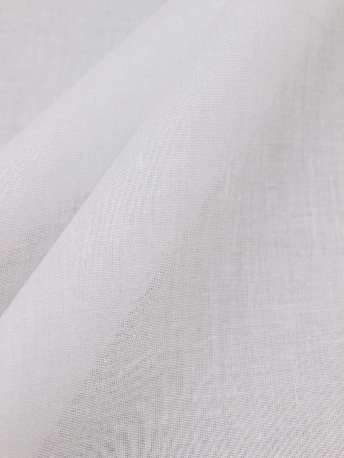 Батист цв.Молочно-белый, ш.1.5м, хлопок-100%, 60гр/м.кв