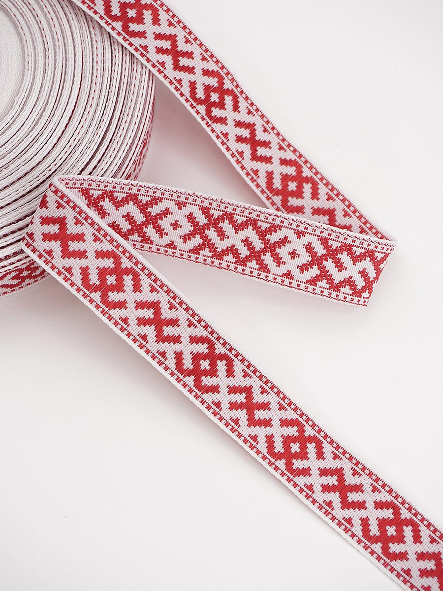 Жак.лента 18мм Красный оберег на белом, рис.9711/1