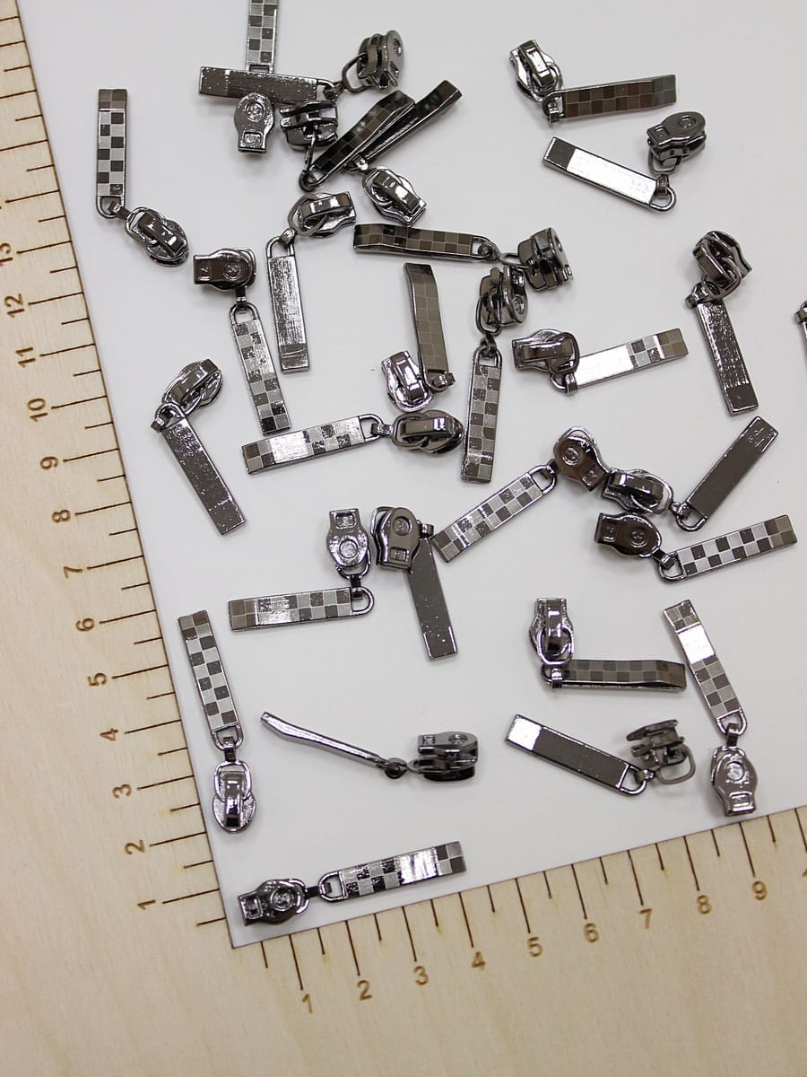 Бегунок к молнии спираль №3 цв.темный никель