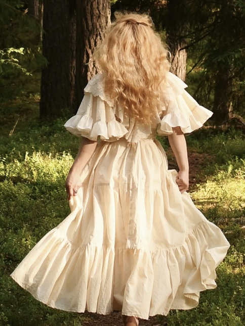 Роскошное платье из  Фактурного хлопка "Шарики" 