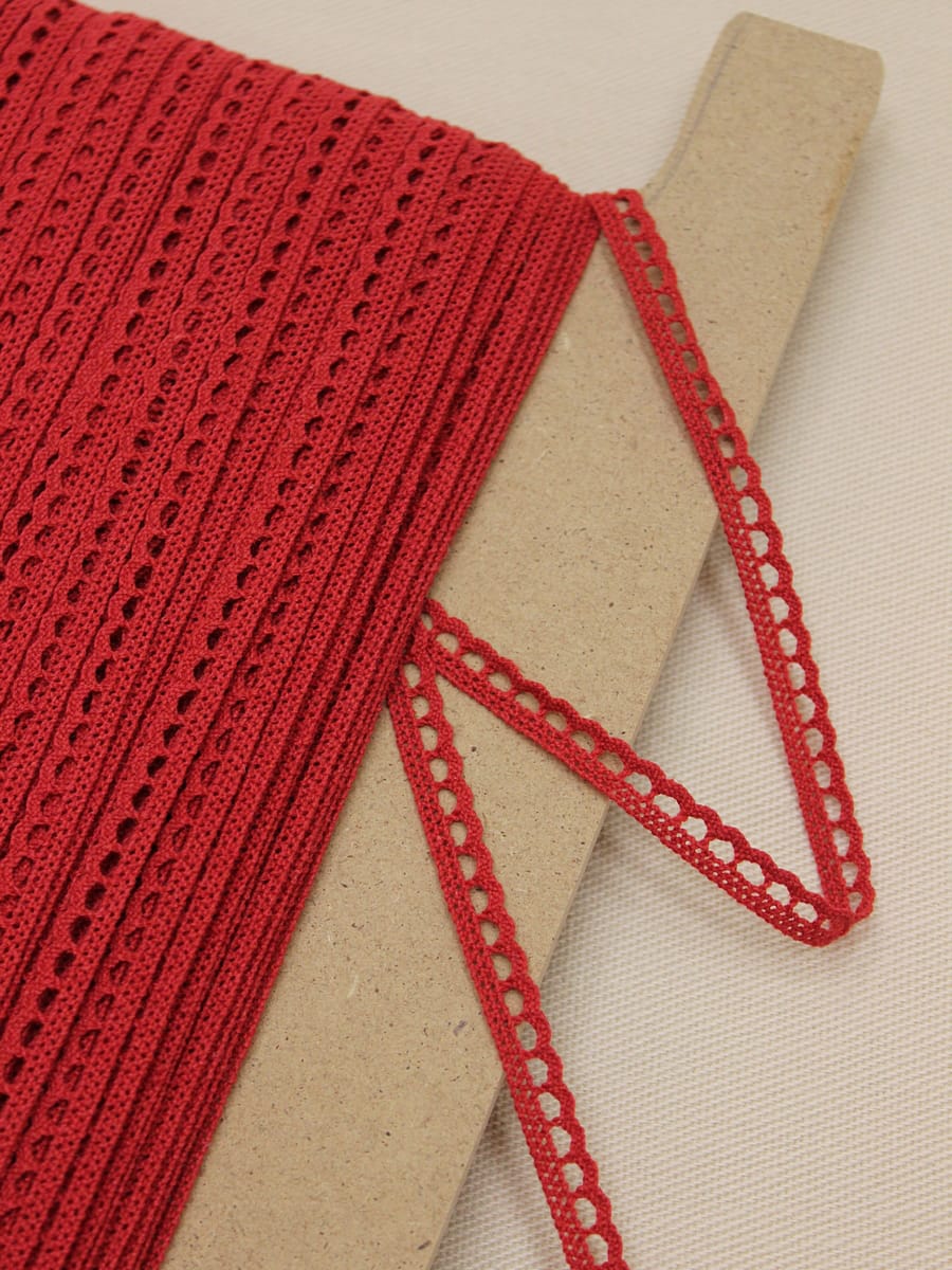 Кружево цв.красный, ш.08мм, хлопок-90%, п/э-10%
