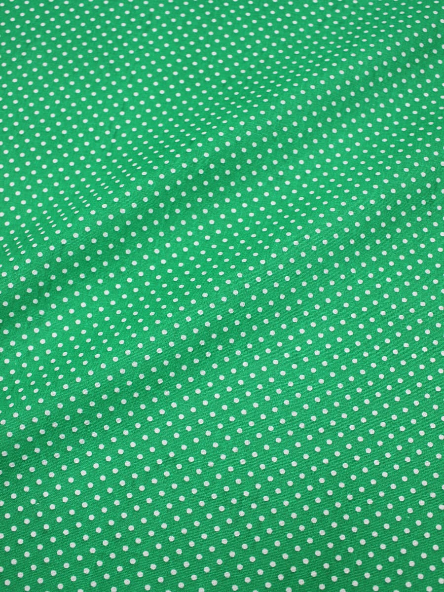 Бязь "Белый горох (3мм) на зеленом", СОРТ2, ш.1.5м, хлопок-100%, 120гр/м.кв