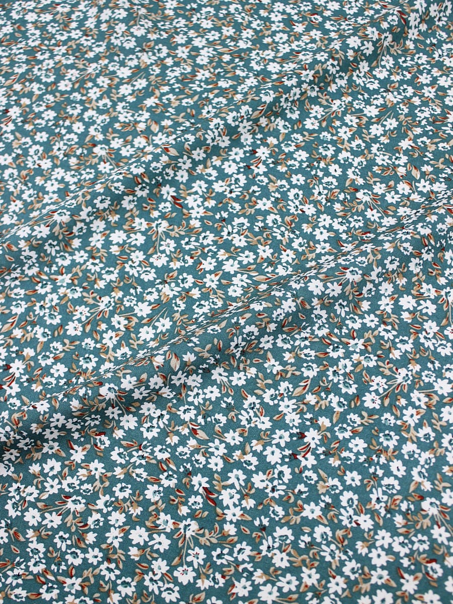 Штапель "Россыпь ромашек" цв.зеленая морская волна, ш.1.47м, вискоза-100%, 90гр/м.кв