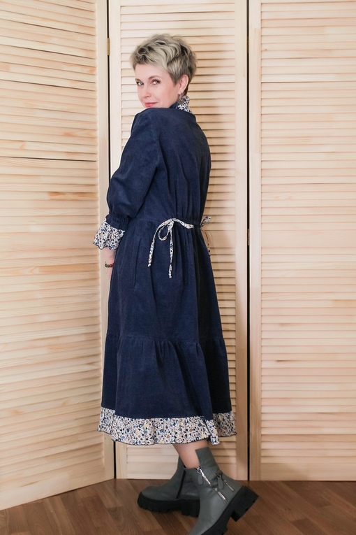 Платье из микровельвета