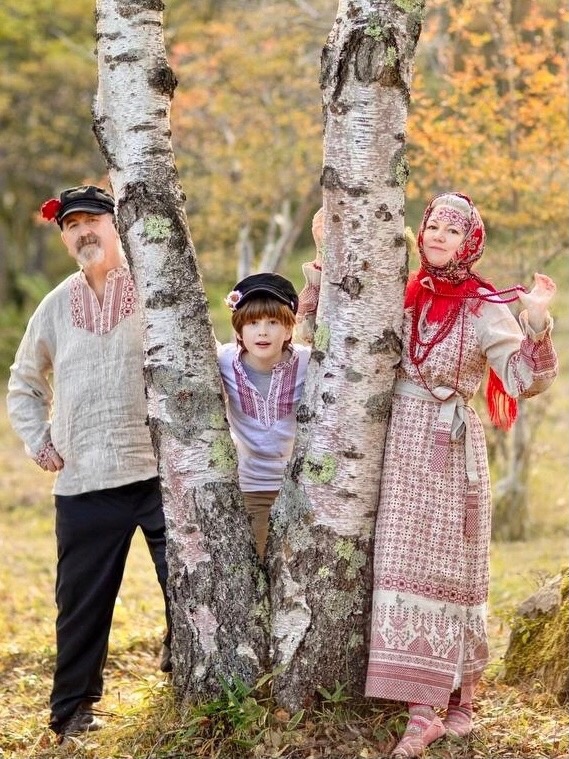 Народные костюмы для семьи