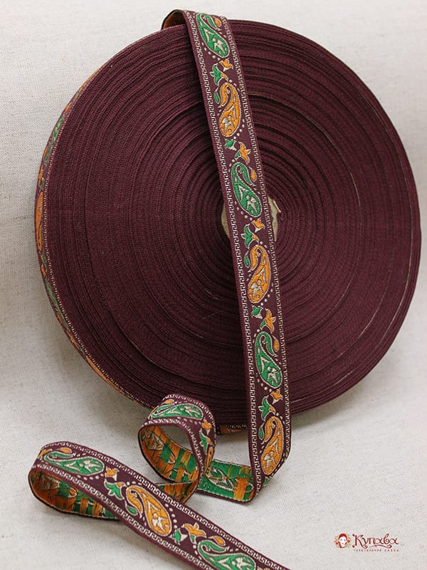 Жак.лента 24мм Зеленые/тыквенно-оранжевые огурцы на темно-вишневом