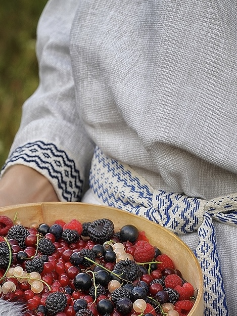 Мужской образ из рогожки в народном стиле