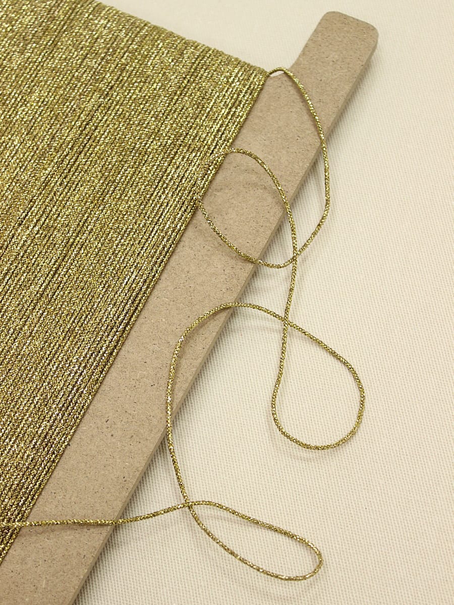 Шнур металлизированный, цв.золото, 1.9мм