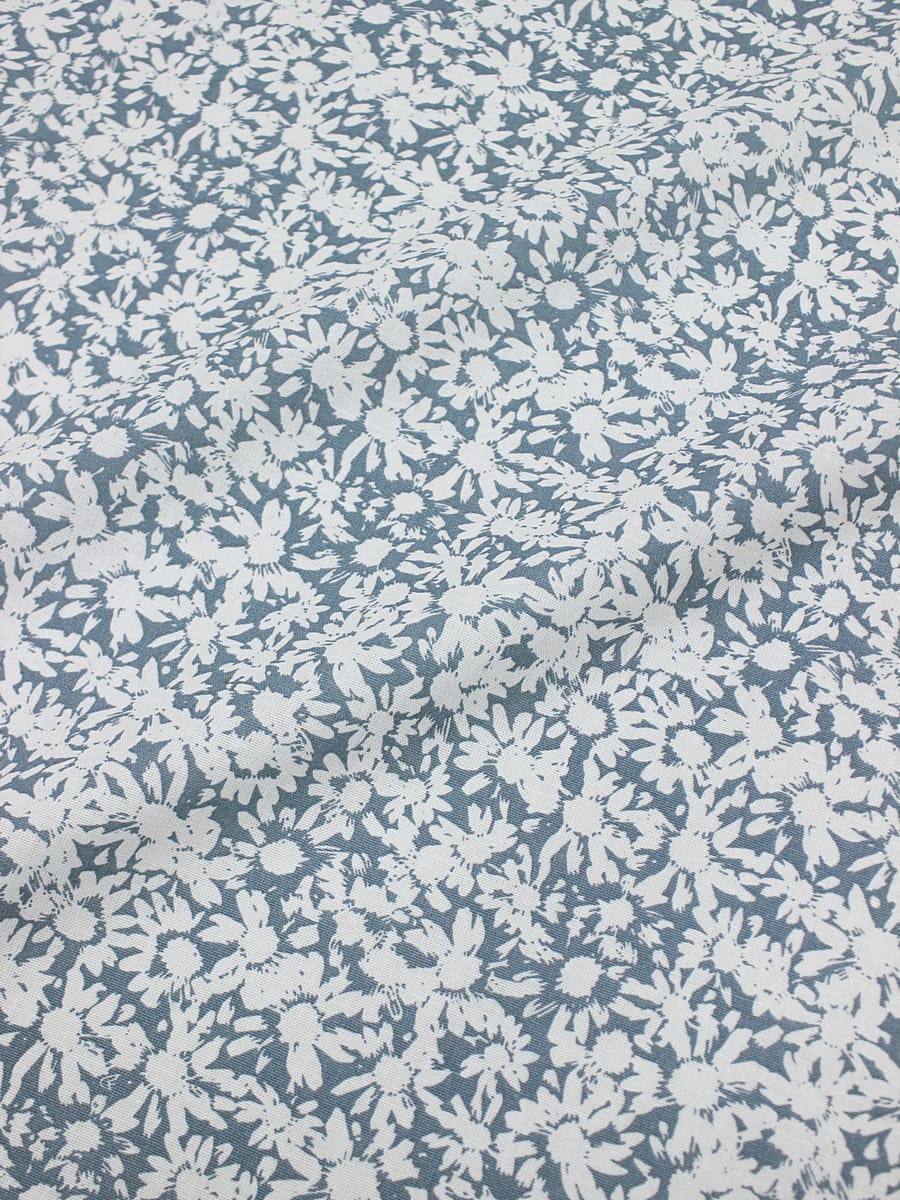 Полулен "Нежные ромашки" цв.белый, ш.1.5м, лен-30%, хлопок-70%, 147гр/м.кв