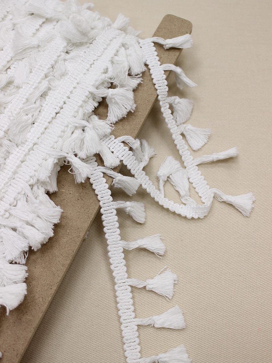 Тесьма "Кисточки" цв.белый, хлопок-100%