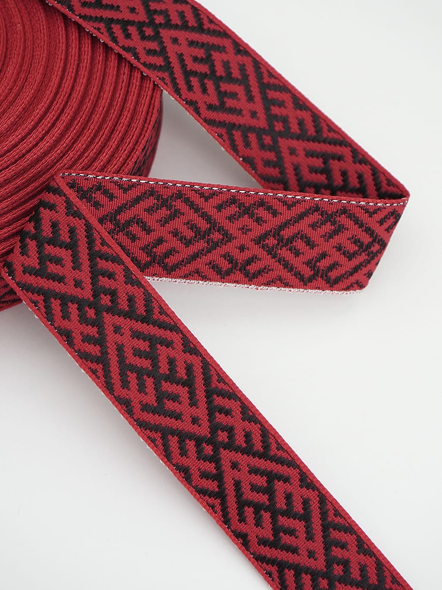 Жак.лента 24мм Черный орнамент на темно-красном