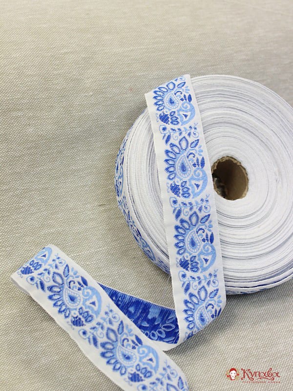 Жак.лента 30мм Св.васильковые/бирюзовые птицы на белом