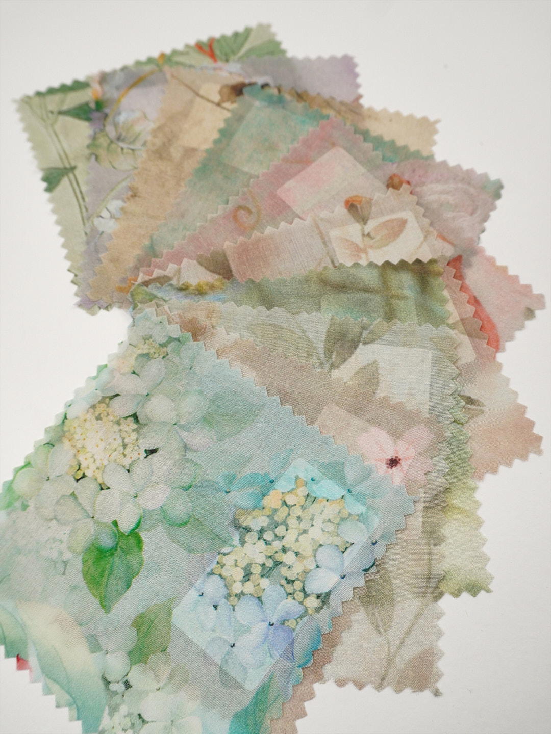 Комплект образцов "Вискозный шифон (Digital)"