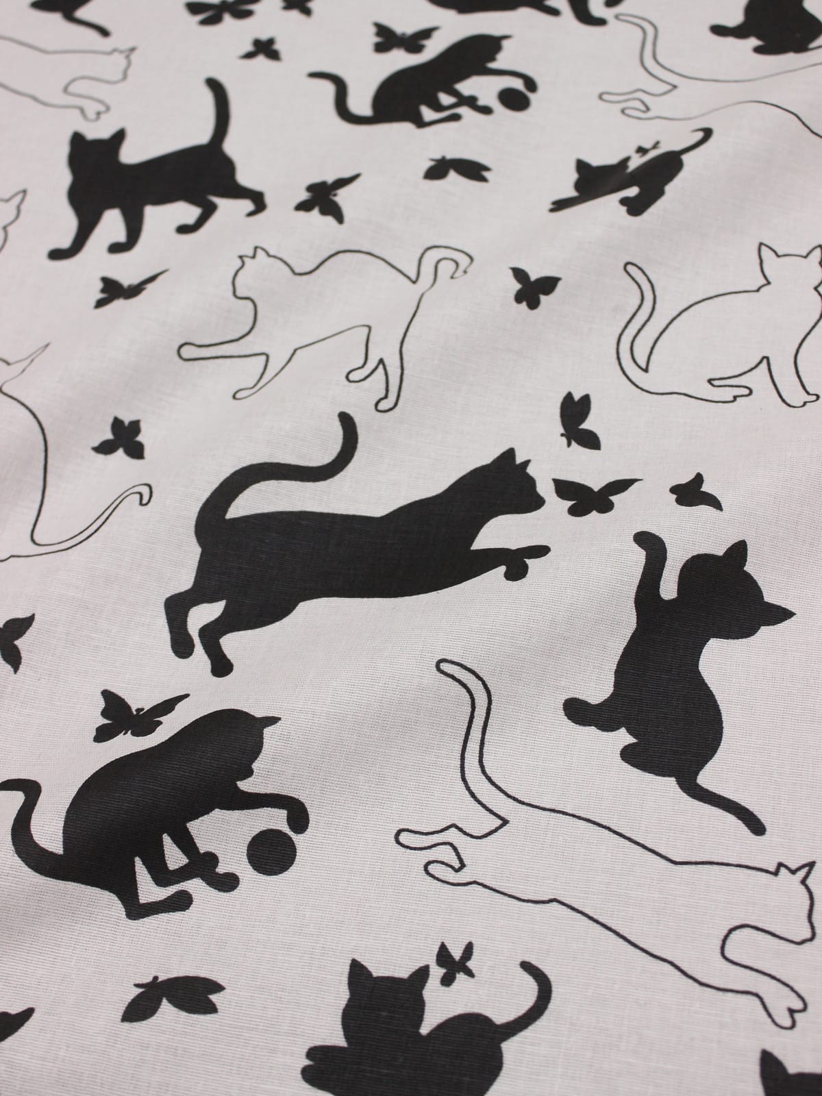 Полулен "Игривая кошечка" цв.топленое молоко, СОРТ2, ш.1.5м, лен-30%, хлопок-70%, 146гр/м.кв