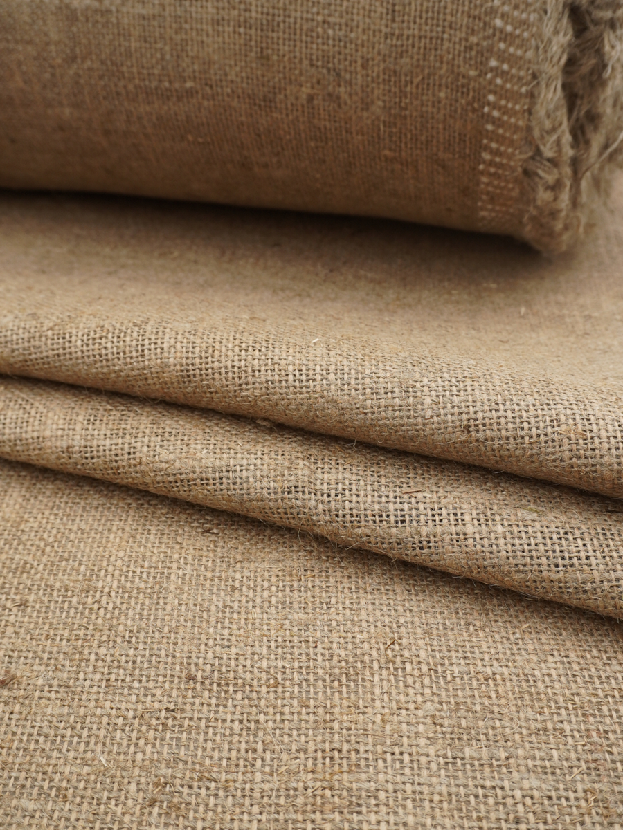 Мешковина средней плотности, ш.1.05м, джут-50%, лен-50%, 300гр/м.кв
