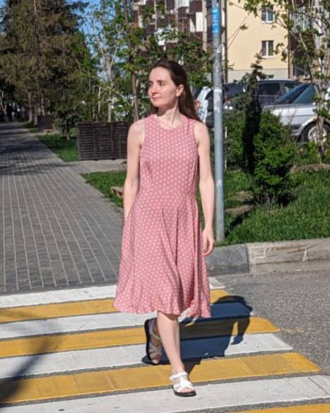 Платье из штапеля в горох