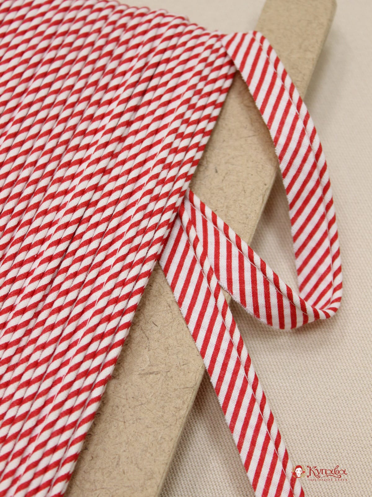 Кант отделочный (узкая полоска) цв.красный, ш.15мм/3мм, хлопок-100%