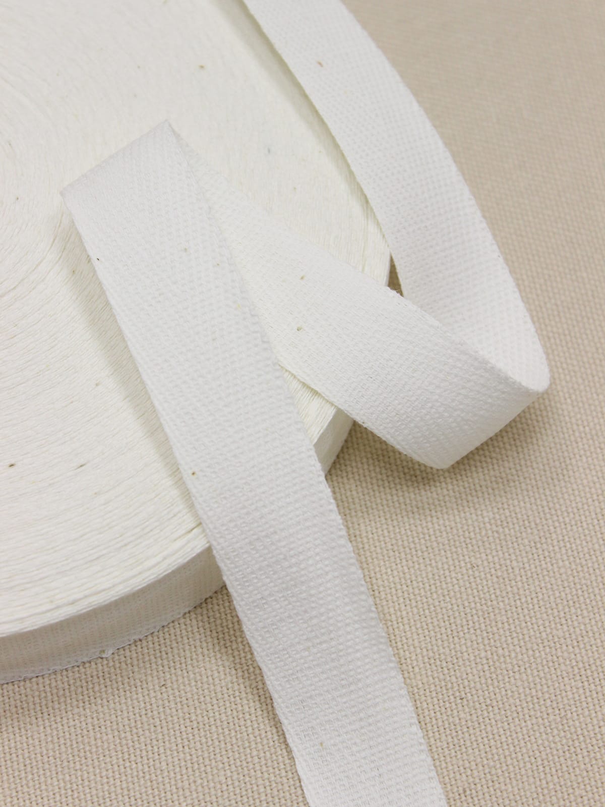 Лента киперная цв.молочно-сливочный, ш.21мм, хлопок-100%