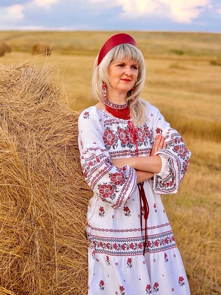 Народные костюмы из рогожки