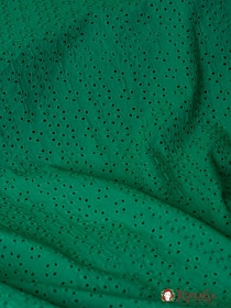 Шитье "Цветочное, цв.зеленый, общая шир. 1,46м. (вышитой части 1.34м.), батист, хлопок-100%