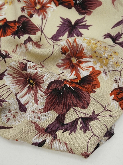 Креп-вискоза с эфф.жатости "Музыка цветов" цв.бежевый, ш.1.38м, вискоза-100%, 120гр/м.кв