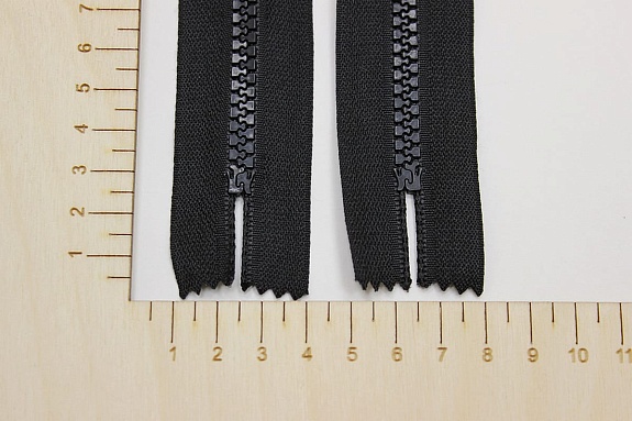 Молния тракторная №5 цв.черный, 18см