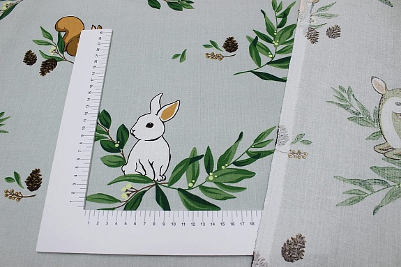 Сатин "Лесные зверята на светло-сером", ш. 1.5м, хлопок-100%, 120гр/м.кв