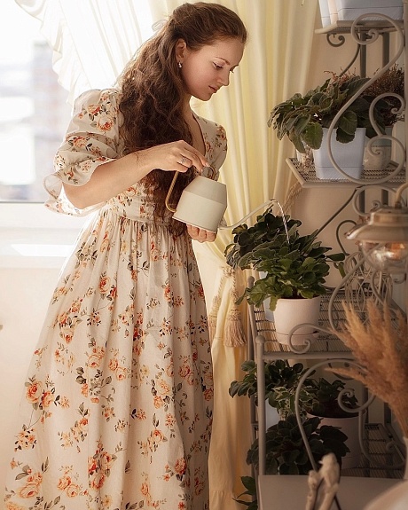Женственное платье из поплина "Долорес - чайные розы"