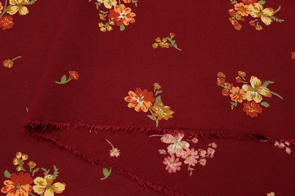 Штапель Премиум "Цветочные букетики" цв.т.бордово-красный, ш.1.45м, вискоза-100%, 120гр/м.кв