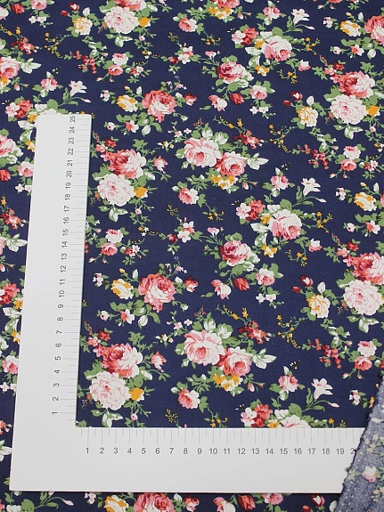 Импорт. хлопок "Большие пионы на чернильно-синем", ш.1.5м, хлопок-100%, 105гр/м.кв