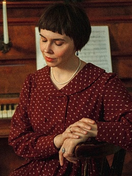 Роскошное платье из Теплого хлопка "Мелкие белые веточки"