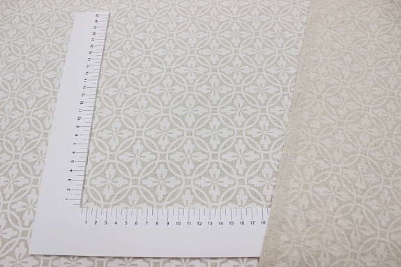 Полулен "Белый цветочный орнамент" (на т.суровом), ш.1.5м, лен-30%, хлопок-70%, 140гр/м.кв