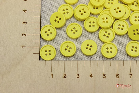 Пуговица пластмасса, цв.солнечно-желтый, 12мм, 4 отверстия