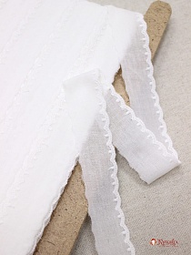 Шитье цв.молочно-белый (общая ширина 33мм, ширина вышивки 6мм), хлопок-100%, батист