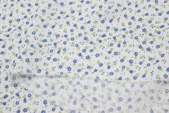 Штапель "Лусия - голубые цветы", ш.1.45м, вискоза-100%, 90гр/м.кв