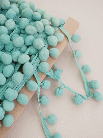 Брак(уценка) Тесьма "Помпоны" цв.мятно-бирюзовый, ш.тесьмы без помпона-10мм; помпон Ø-20мм, п/э-100%