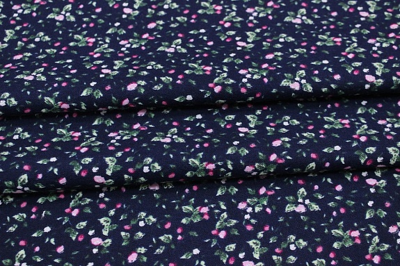 Теплый хлопок "Земляничка на чернильно-синем", ш.1.45м, хлопок-100%, 150гр/м.кв