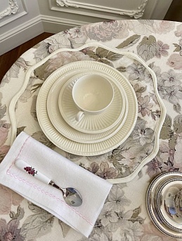 Льняная скатерть "Акварельный сад"