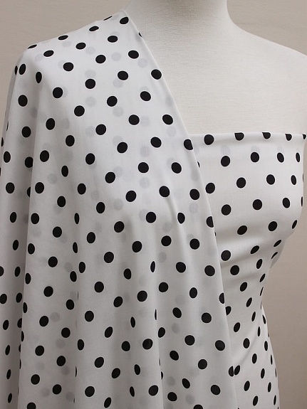 Штапель "Черный горох (11мм)" цв.белый, ш.1.45м, вискоза-100%, 95гр/м.кв