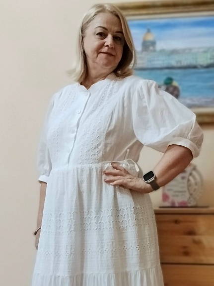 Платье из шитья "Ажурные полосы" цв.молочно-белый