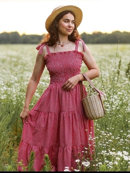 Сарафан в клетку в стиле кантри