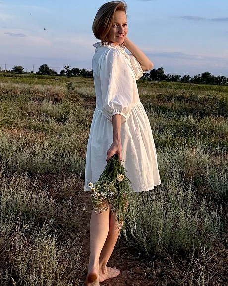 Нежное платье из однотонного вареного хлопка