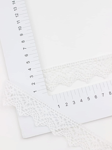 Кружево цв.белый, ш.32мм, хлопок-90%, п/э-10%, рис.031/1