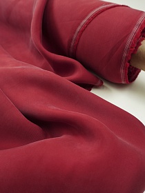 Купра цв.Бордово-вишневый, ш.1.35м, купра-100%, 110гр/м.кв 